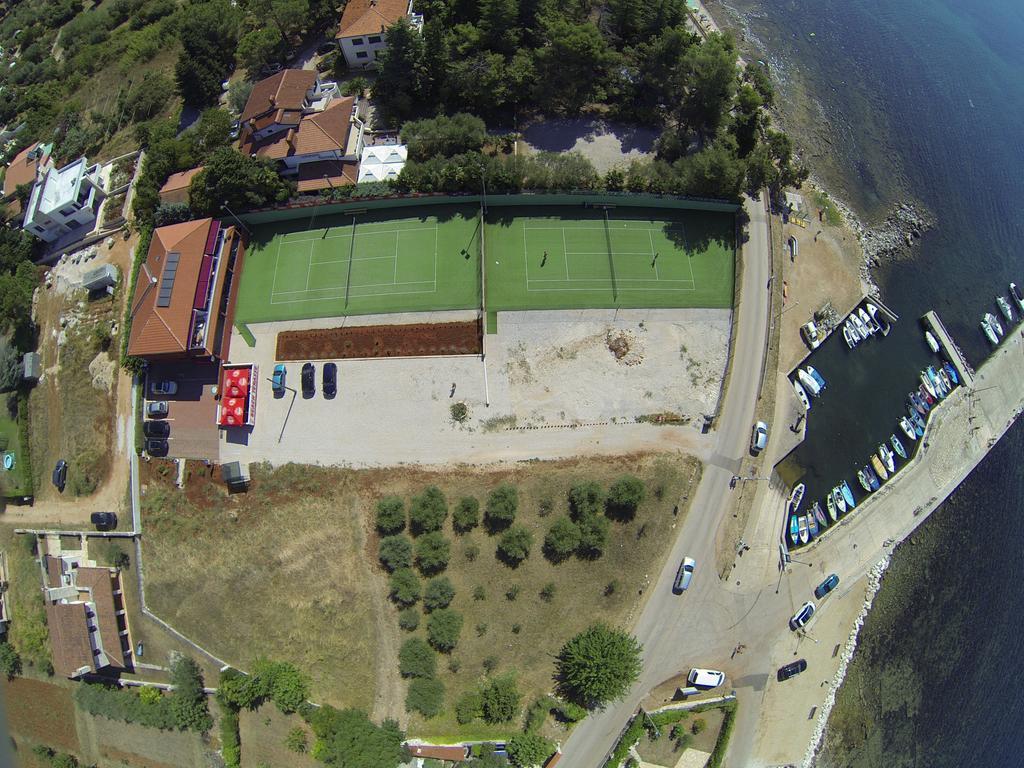 Villa Egida Capris Lovrecica  Bagian luar foto