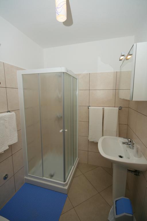Villa Egida Capris Lovrecica  Bagian luar foto